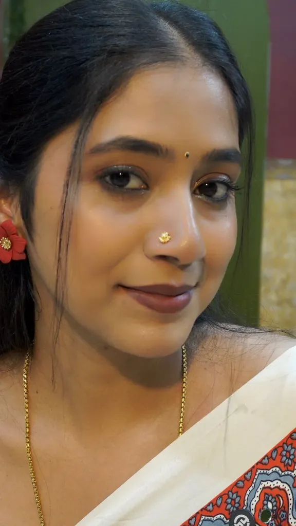 Subbulakshmi 92.5 (Magnetic Nosepin)