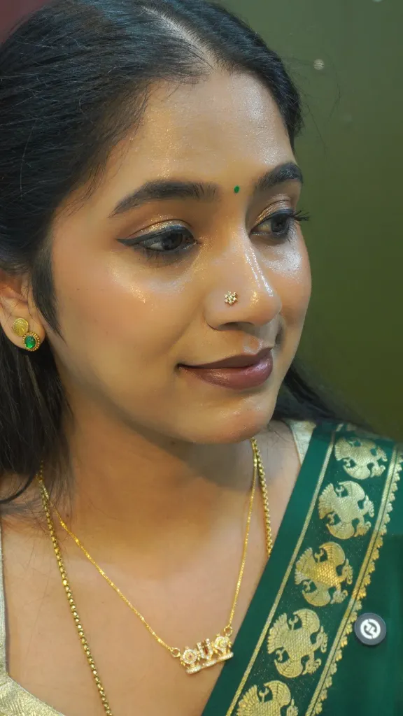 Jasmine Nosepin(Magnetic) 92.5 Silver PRE-BOOk