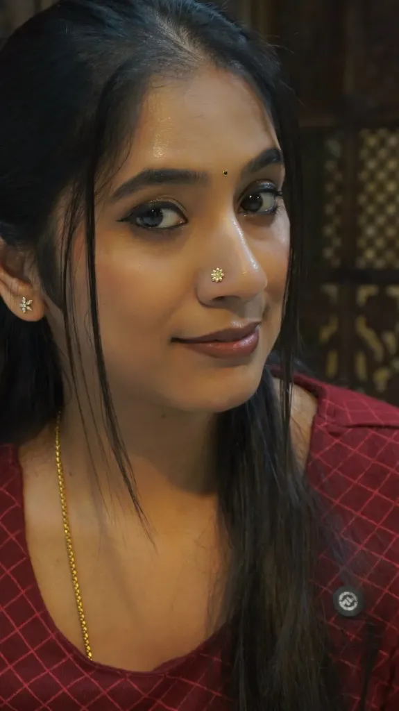 Surya kanthi Nosepin(92.5 Silver)
