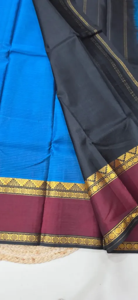 [V-SS3] Vintage Pure Silk (Blue with maroon border)