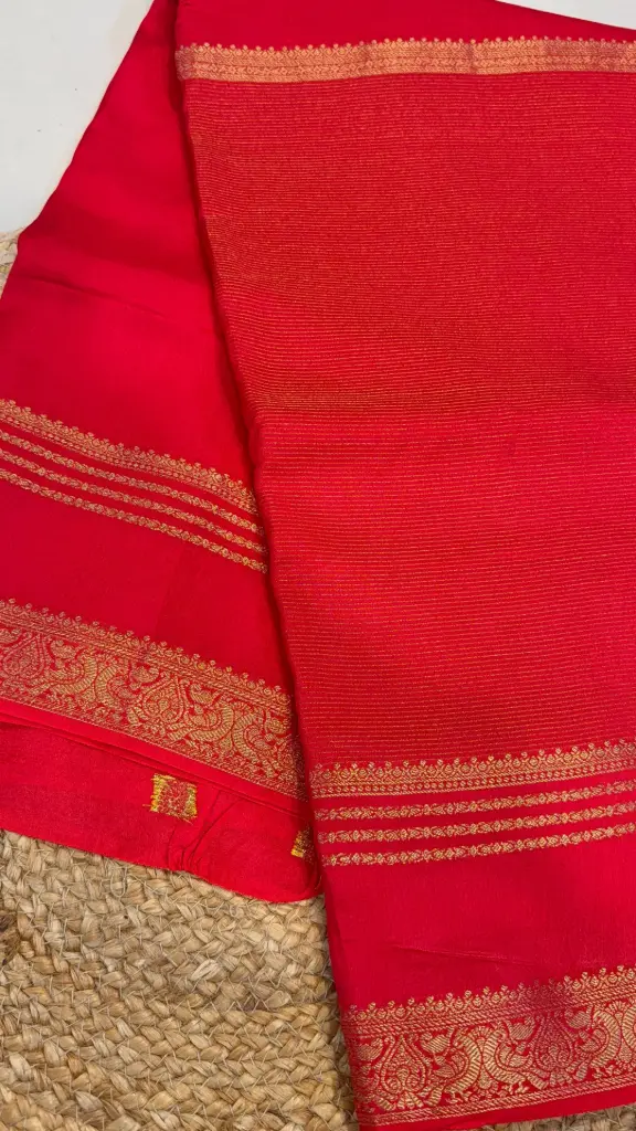 Semi crepe silk Double Border (Red)