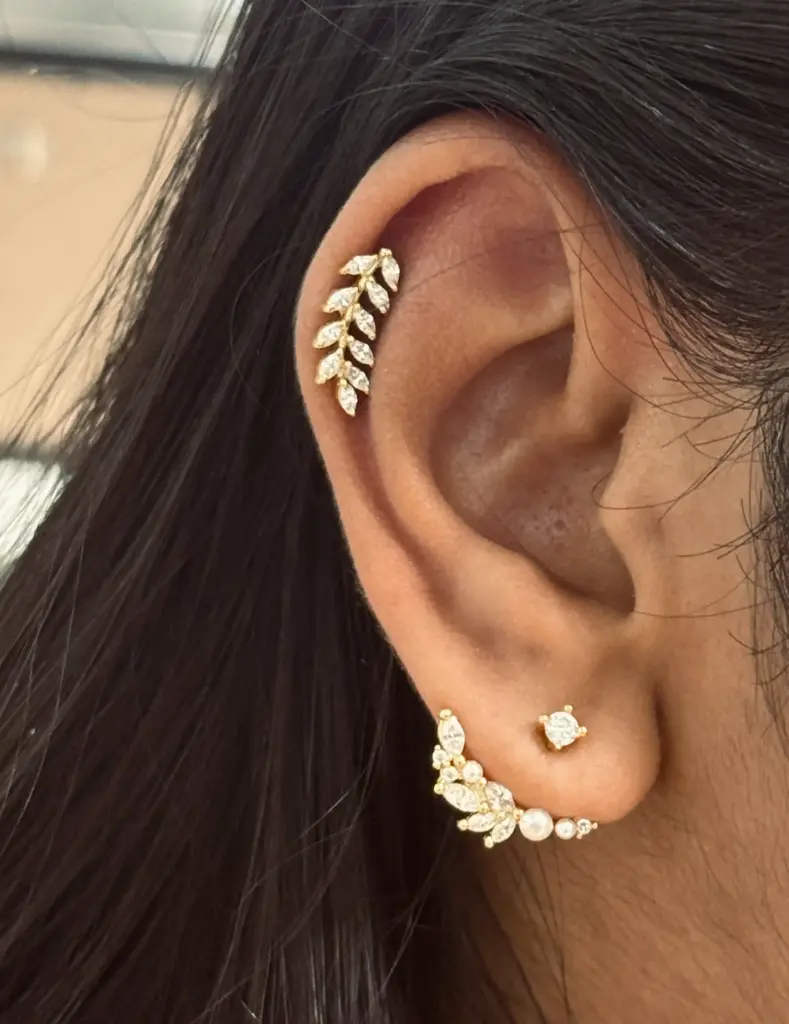 Silver Leaf Stud
