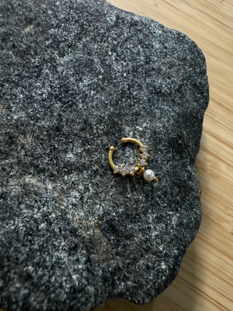 Pearl drop Septum (traditional Pre bookings)