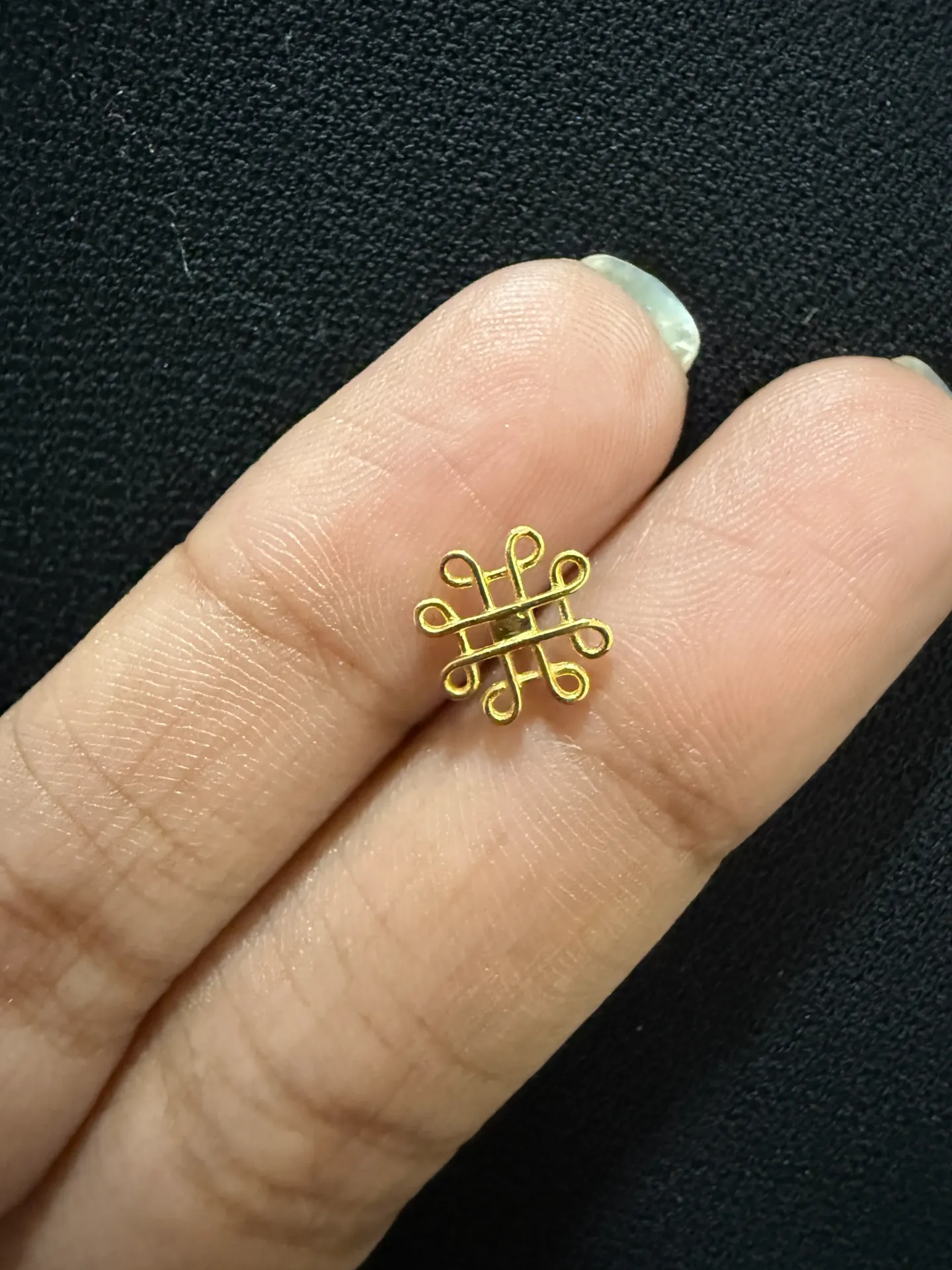 916 Rangoli Design Nosepin