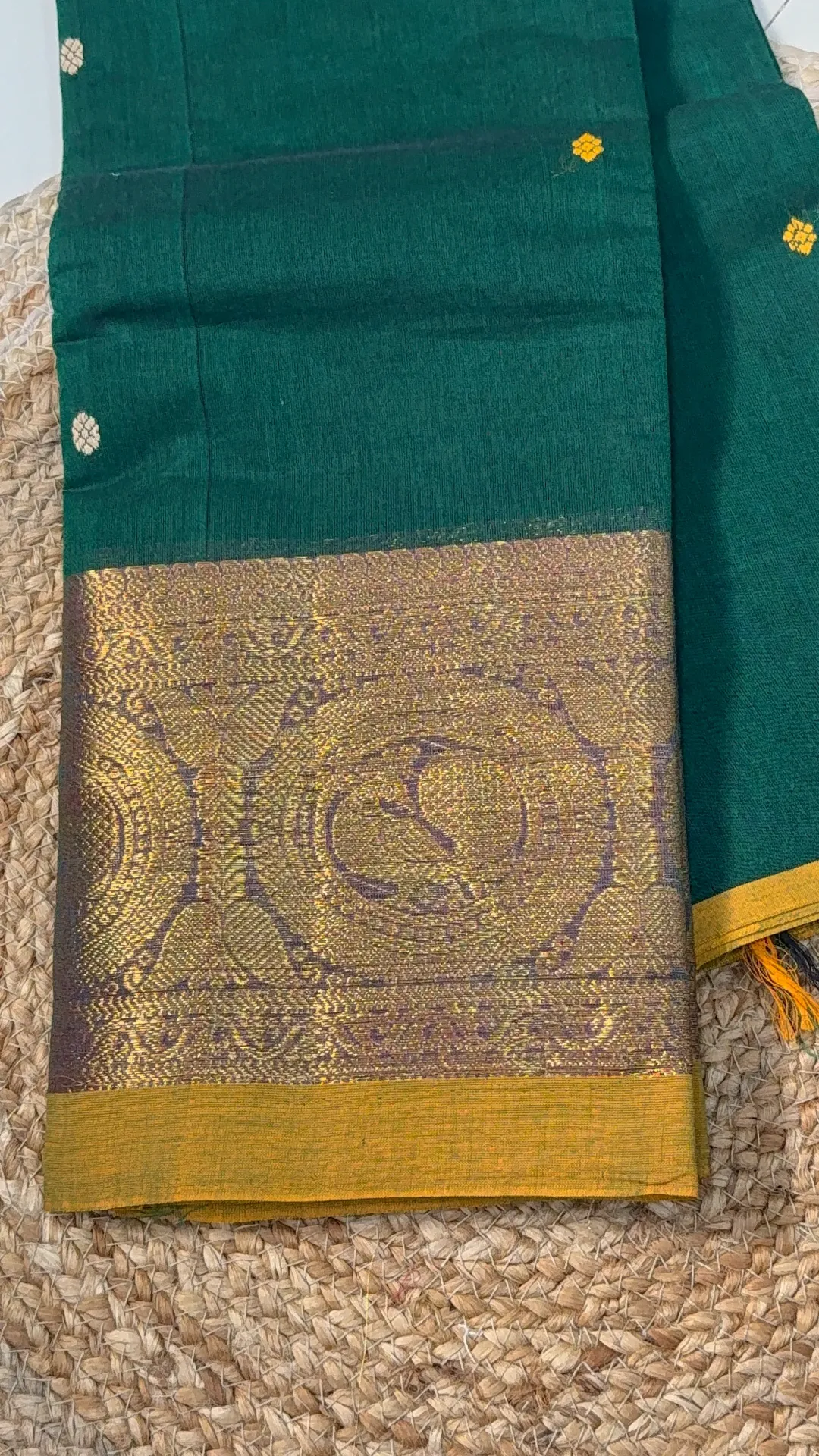 [CN-S-6] Chettinadu Single border (bottle green)